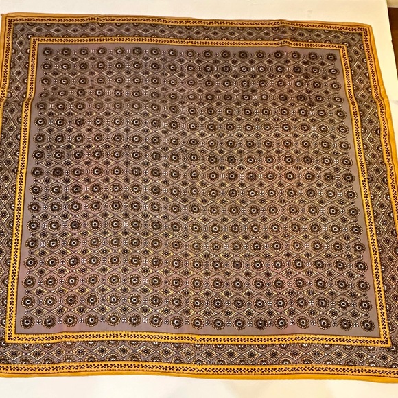 VTG 1970s-80s Taupe & Gold Floral Geometric Print Acetate Square Scarf - Picture 3 of 5